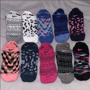 Nike dry fit socks women’s low cut